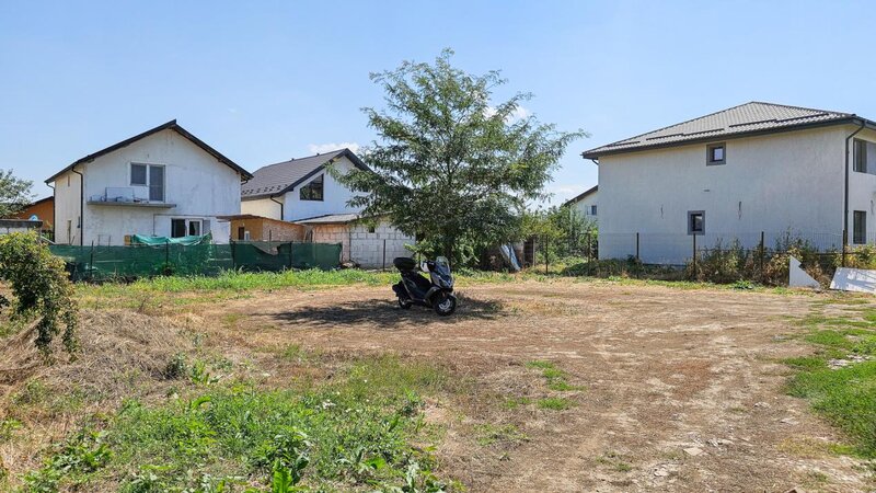 Bragadiru, str Dunarii Curte 530mp intre case, semistradal,